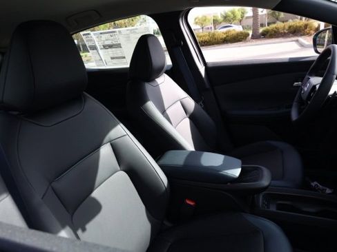 New 2026 Nissan Leaf SV+ w/ Floor Mat Package (SV+) image 21