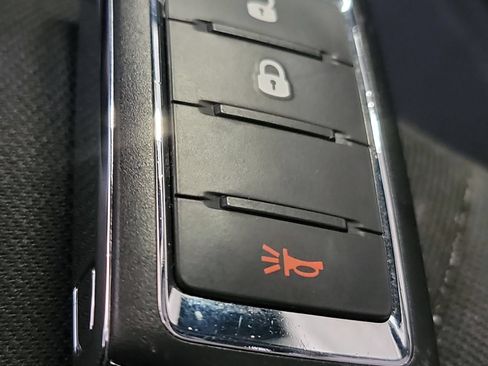 Used 2023 Jeep Grand Cherokee L Laredo AWD/4WD image 31