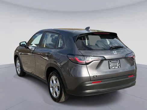 Certified 2025 Honda HR-V LX image 6