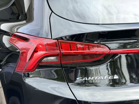 Used 2022 Hyundai Santa Fe Limited AWD/4WD image 10