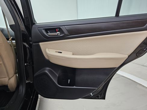 Used 2017 Subaru Legacy 2.5i Limited image 25