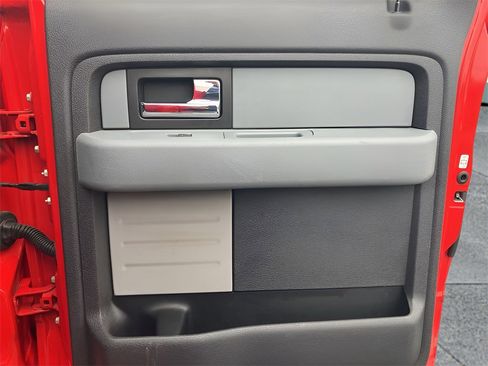 Used 2014 Ford F150 XLT w/ Trailer Tow Package image 16