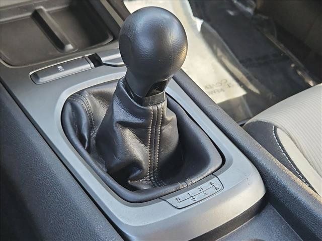 Used 2011 Chevrolet Camaro LT RWD image 16