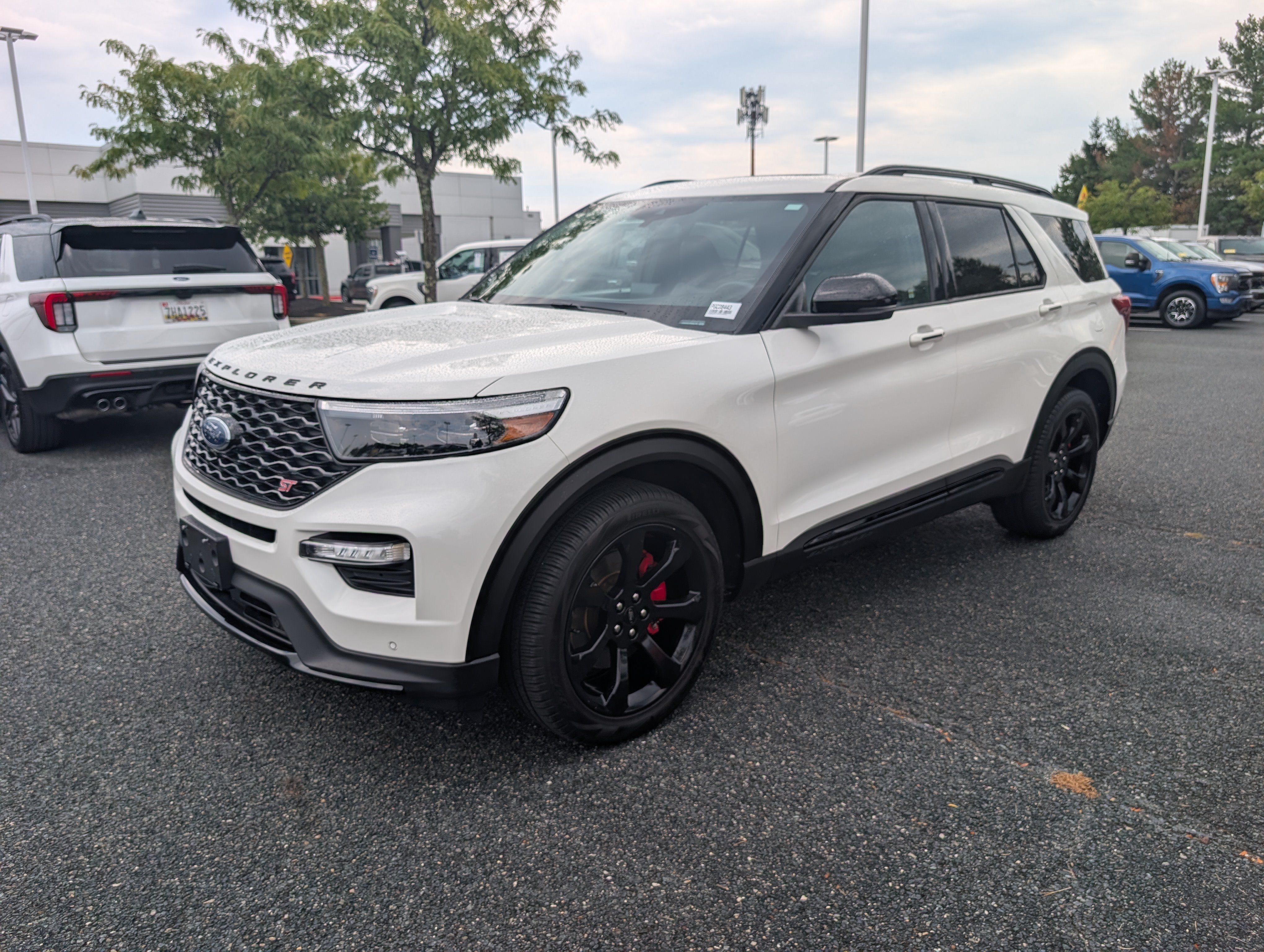 Certified 2023 Ford Explorer ST w/ Equipment Group 401A AWD/4WD image 8