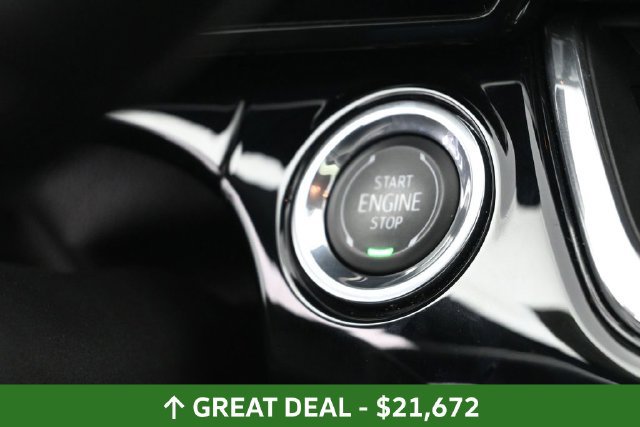 Used 2024 Chevrolet Trax RS w/ Sunroof Package FWD image 25