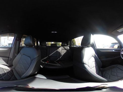 Used 2025 Volkswagen Atlas Cross Sport SE image 42