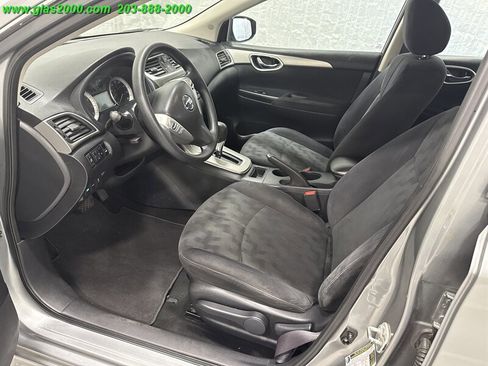 Used 2013 Nissan Sentra SV image 3