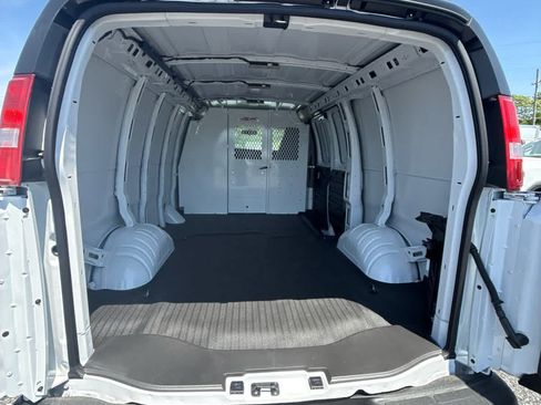 New 2026 GMC Savana 2500 w/ Driver Convenience Package RWD image 37