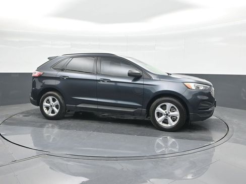 Used 2023 Ford Edge SE image 11