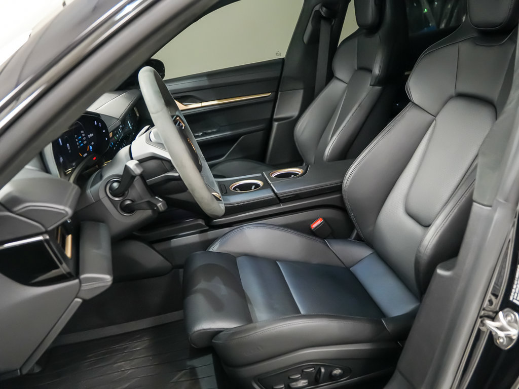 Certified 2024 Porsche Taycan GTS AWD/4WD image 5