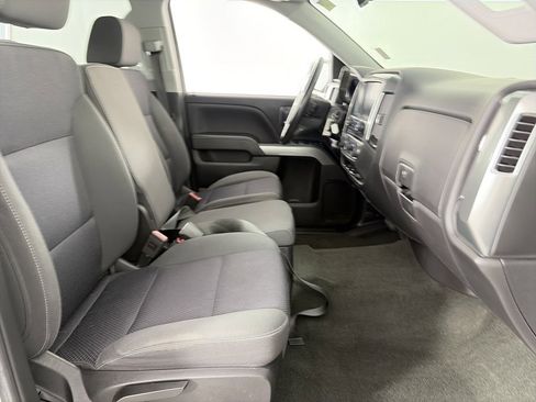 Used 2018 Chevrolet Silverado 1500 LT w/ Texas Edition image 29