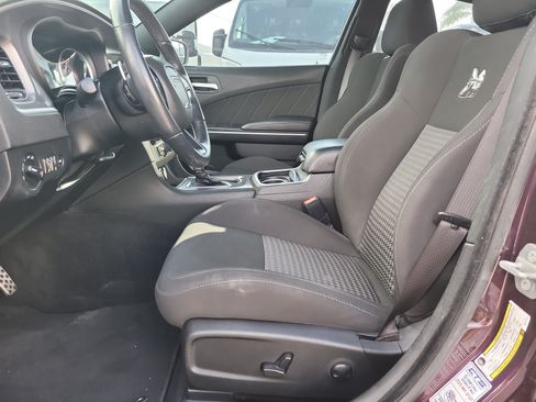 Used 2022 Dodge Charger Scat Pack RWD image 17