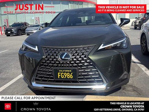 Used 2025 Lexus UX 300h FWD image 2