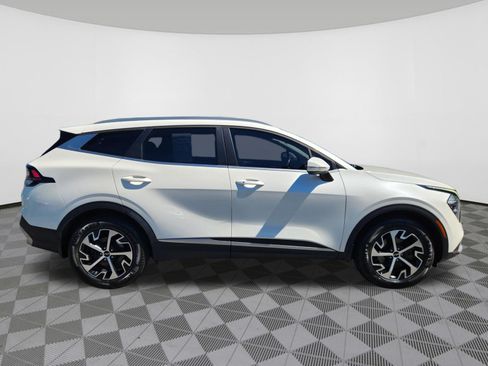 Used 2023 Kia Sportage EX AWD/4WD image 6
