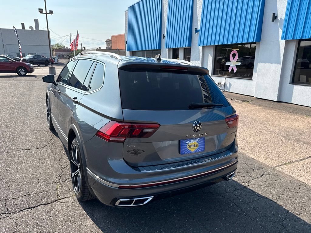 Used 2022 Volkswagen Tiguan SEL R-Line AWD/4WD image 15