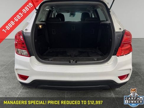 Used 2020 Chevrolet Trax LS w/ Tint and Cruise Package AWD/4WD image 15