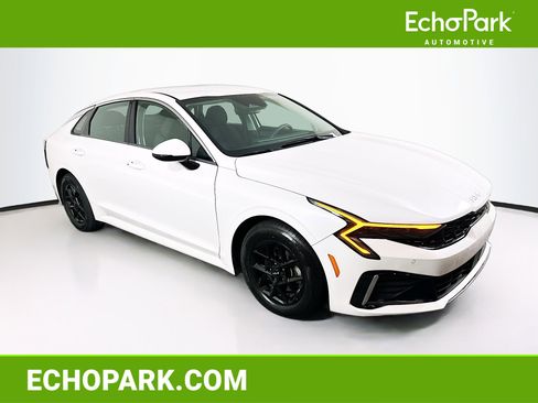 Used 2025 Kia K5 LXS image 1