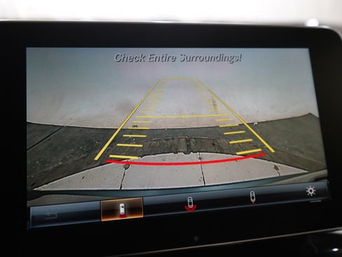 Used 2016 Mercedes-Benz GLC 300 4MATIC image 31