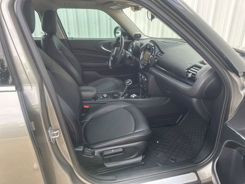 Used 2016 MINI Cooper Clubman image 16
