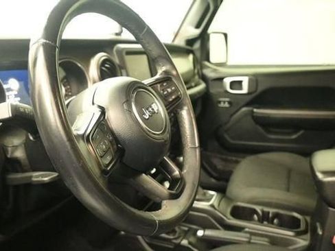 Used 2019 Jeep Wrangler Unlimited Sport S AWD/4WD image 19