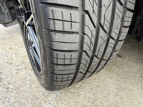 Used 2014 Mercedes-Benz E 350 Sedan image 11