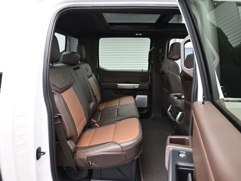 Used 2026 Ford F450 King Ranch w/ FX4 Off-Road Package AWD/4WD image 12