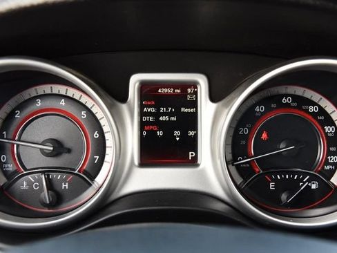 Used 2018 Dodge Journey SE w/ Blacktop Package FWD image 10