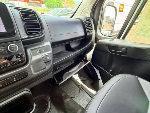 Used 2026 RAM ProMaster 2500 w/ Convenience Group FWD image 29