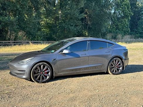 Used 2020 Tesla Model 3 Performance AWD/4WD image 5