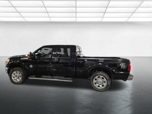 Used 2016 Ford F250 Lariat w/ Chrome Package AWD/4WD image 8