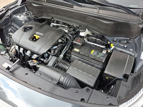 Used 2025 Kia Seltos S AWD/4WD image 27