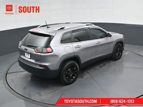 Used 2019 Jeep Cherokee Latitude w/ Popular Appearance Group image 46