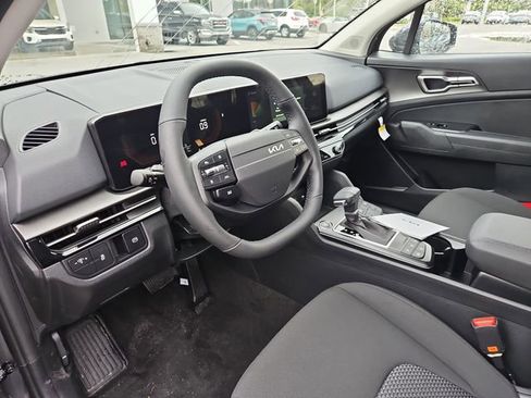 New 2026 Kia Sportage LX image 13