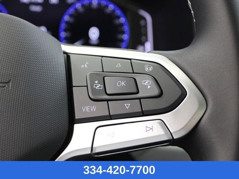 New 2026 Volkswagen Taos SEL image 26