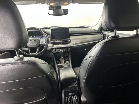 Used 2022 Jeep Compass Limited image 13