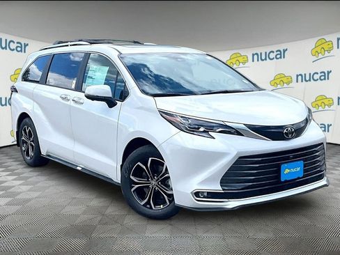New 2026 Toyota Sienna Platinum AWD/4WD image 1