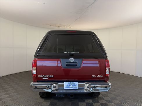 Used 2014 Nissan Frontier SV w/ SV Value Truck Package image 6