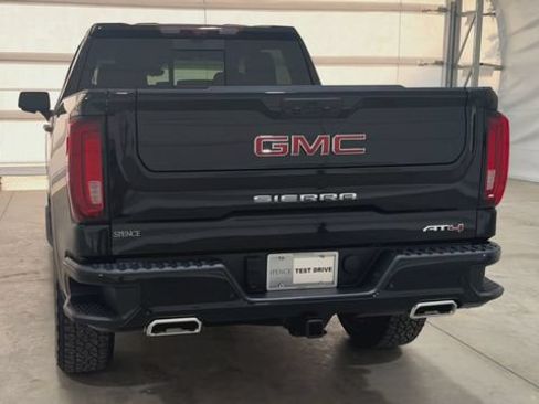 Used 2024 GMC Sierra 1500 AT4 w/ Technology Package AWD/4WD image 3