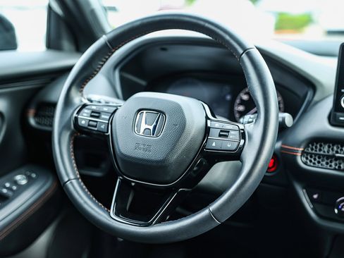 Used 2025 Honda HR-V Sport image 21