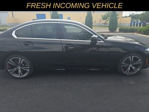 Used 2024 BMW 330i Sedan w/ Convenience Package RWD image 6