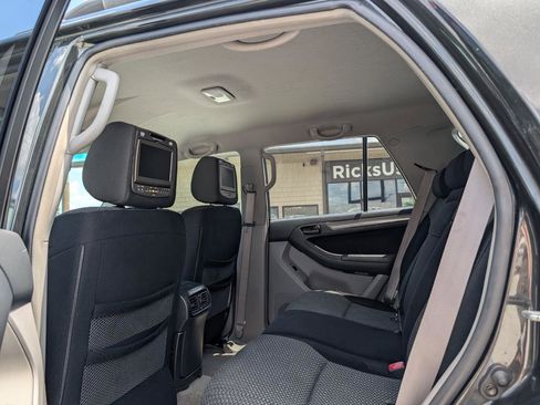 Used 2006 Toyota 4Runner Sport RWD image 12