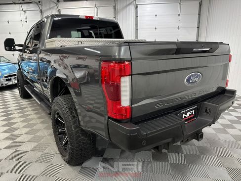 Used 2019 Ford F250 Lariat w/ Lariat Ultimate Package image 9