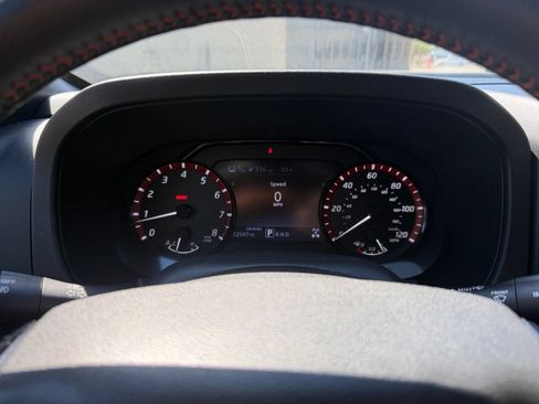 Used 2026 Nissan Frontier PRO-4X AWD/4WD image 39