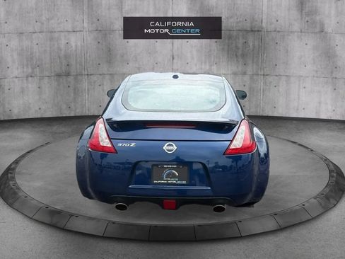 Used 2019 Nissan 370Z Touring Sport RWD image 6