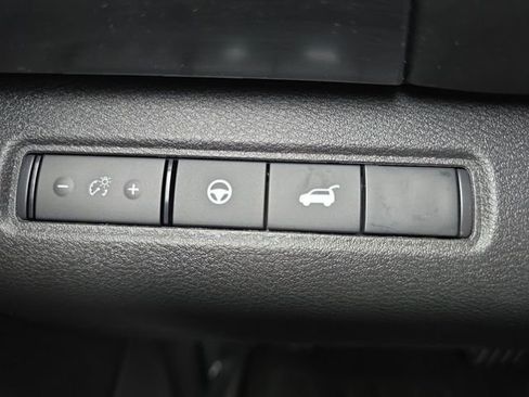 New 2026 Nissan Pathfinder SL AWD/4WD image 10