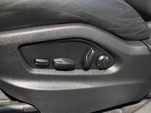 Used 2023 Porsche Cayenne GTS AWD/4WD image 16