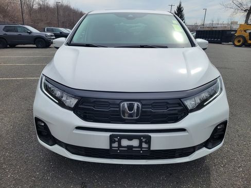 New 2026 Honda Odyssey Touring image 10