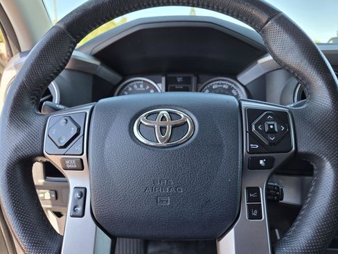 Used 2019 Toyota Tacoma SR5 AWD/4WD image 24