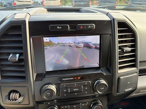 Used 2018 Ford F150 XL w/ Equipment Group 101A Mid RWD image 3