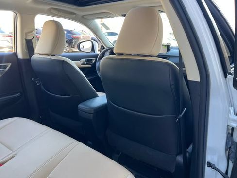 Used 2016 Lexus CT 200h w/ Navigation Package FWD image 49